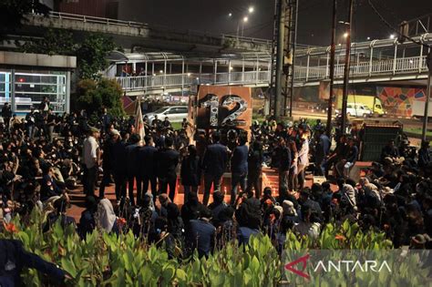 Malam Gelora Memperingati Tragedi 12 Mei Trisakti ANTARA News