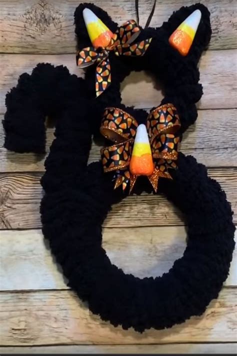 BEST Dollar Store Halloween Wreath DIY Fall Wreath Ideas Learn How