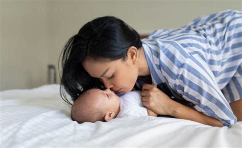 World Breastfeeding Day 2019 शिशु ही नहीं मां को भी होते हैं स्तनपान