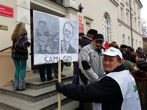 Solidarno Rolnik W Indywidualnych Protestuje W Obronie Polskiej