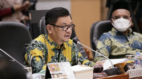 Dpr Minta Kemenag Optimalkan Koordinasi Lintas K L Terkait Dana Abadi