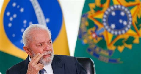 Lula diz que Campos Neto é adversário político ideológico e que troca