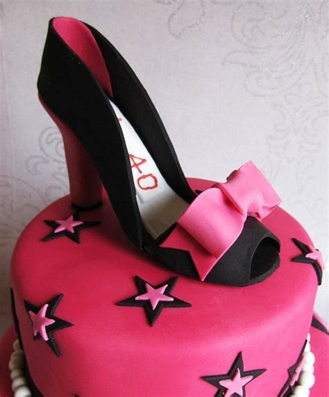 Tier Shoe Cake Decorated Cake By The Daisy Cake Cakesdecor