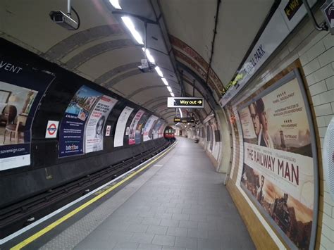 Dscf8610 Tufnell Park Tube Station Northern Line Tufnell Flickr