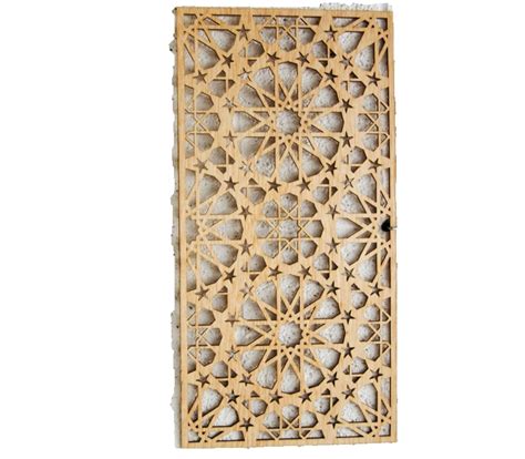 Celosía decorativa de madera con dibujo de la Alhambra modelo