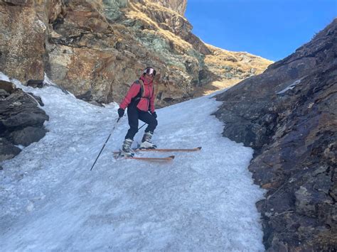 Gab En El Canal De Spavent N Rifugio Orestes H Tte