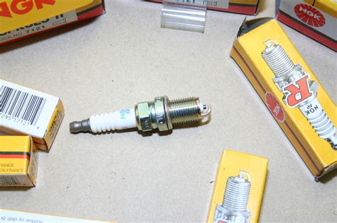 5 X GENUINE NGK COPPER CORE SPARK PLUGS P/N BCPR6ES-11 STOCK 7121 MADE ...