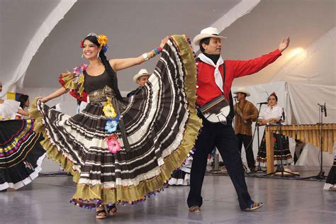 Conociendo Colombia Trajes Y Bailes T Picos De La Regi N Andina Ruta