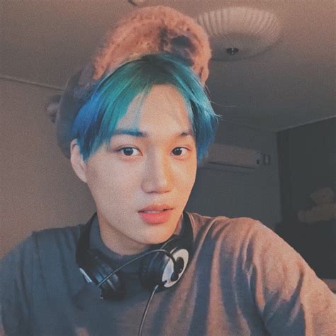 엑소 왕 on Twitter Kim jong in Exo kai Exo