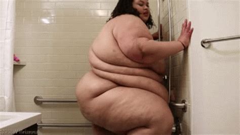 Brianna S Belly Button Fucking In The Shower Dildo Ssbbw Brianna S Fat Fetish Clips Clips4sale