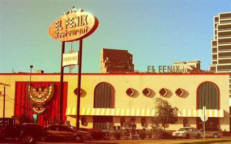 The Draw of El Fenix’s Sensory Overload – Texas Monthly