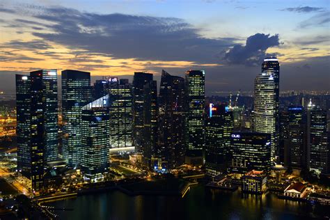 Skyline at Night | Downtown Singapore | Pictures | Singapore in Global-Geography