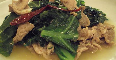 Stir Fry Kailan With Pork