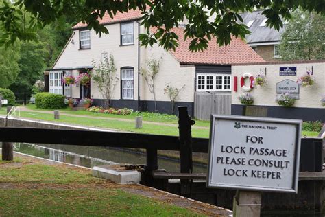 Thames Lock River Wey Navigation Stephen McKay Geograph Britain