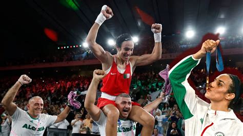 La boxeadora Imane Khelif inmersa en polémica de género gana el oro