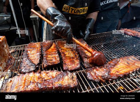 Bbq Pit Master Hi Res Stock Photography And Images Alamy