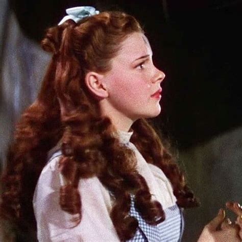 Pin By ღkaren Elliottღ On Judy Garland Judy Garland Dorothy Wizard Of Oz Dorothy Gale