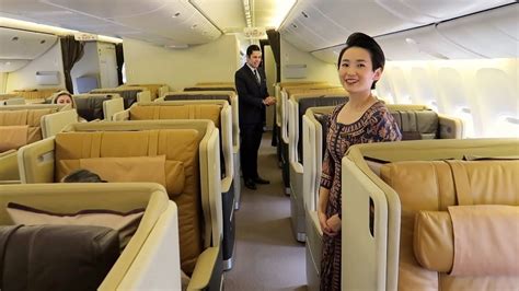 Singapore Airlines Boeing 777 Business Class from Singapore to Phuket (AMAZING crew!) - Vidude