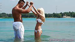 Swimsute Fuck By The Swimming Pool Alexa Thomas Porn