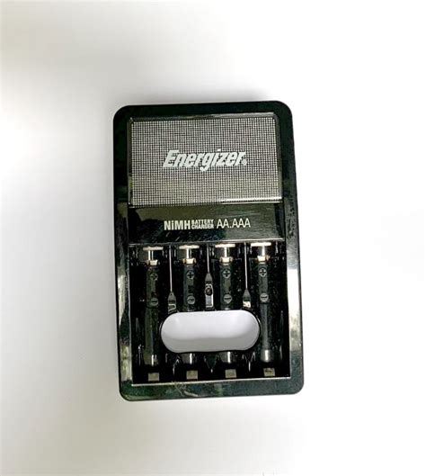 Energizer AA AAA Battery Charger MAXI TV Home Appliances Electrical