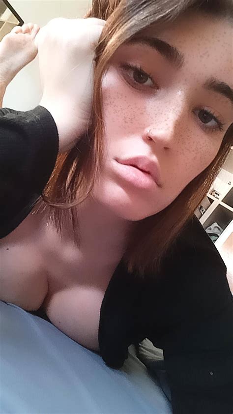 Would You Fuck My Tits Scrolller