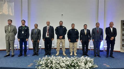 PRF realiza cerimônia de posse do novo superintendente no RJ Polícia