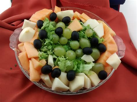 Ensalada Agridulce Con Fruta Y Vegetales