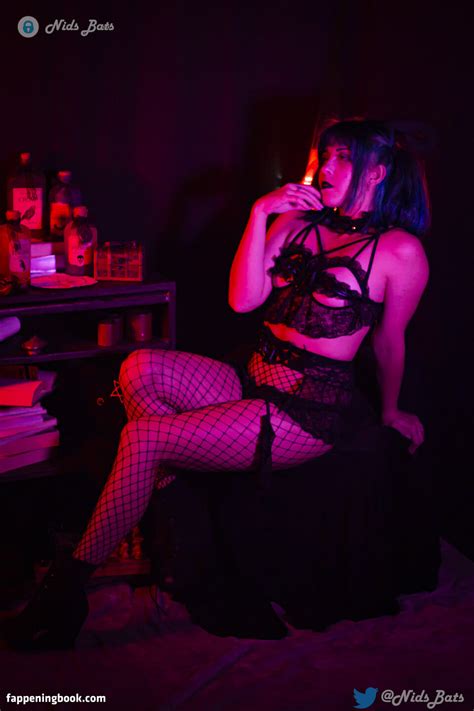 Nids Bats Nidsbats Nude OnlyFans Leaks Fappening FappeningBook