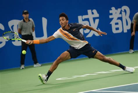 Felix Auger-Aliassime - Canadian Felix Auger-Aliassime loses in French ...