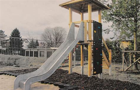 Neuer Kletterturm F R Spielplatz