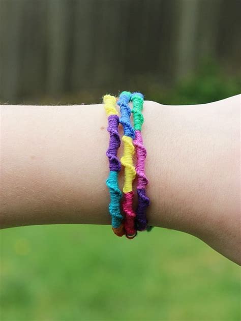 Chinese Ladder Friendship Bracelet Tutorial