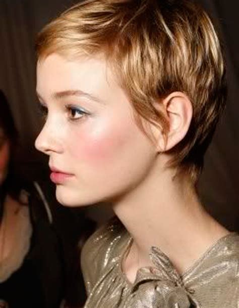 Coupe De Cheveux Courte Tendance Hiver Les Plus Belles Coupes