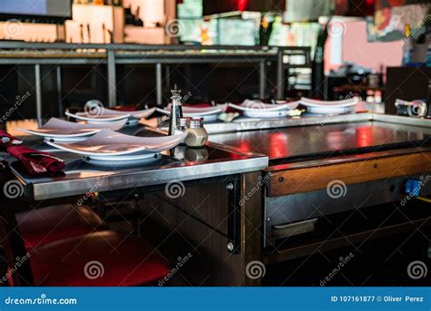 Japanese Teppanyaki Grill Table Setting Stock Image - Image of japan, cuisine: 107161877