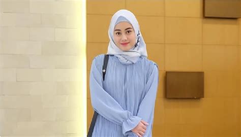 Berawal Dari Mimpi Buruk, Dinda Hauw Putuskan Berhijab - Islampos