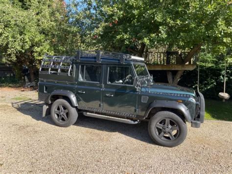 2010 LAND ROVER Defender 110 Double Cab Pickup DCPU 2 4 TDCI Puma