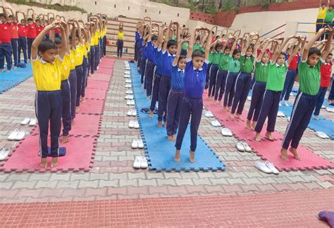 गोविन्द मैमोरियल स्प्रिंग फील्ड पब्लिक स्कूल रानीखेत तथा सांई सावित्री