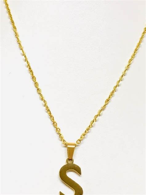 Dije Letra S Con Cadena En Acero Y Oro Laminado 14k Meses Sin Intereses