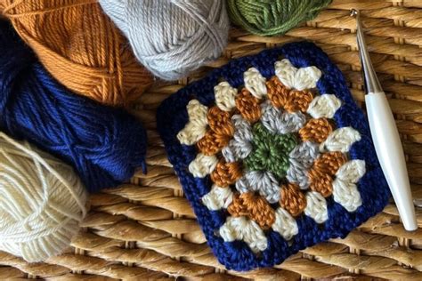 Heart In A Basket Wall Hanging Crochet Pattern Basket Stitch