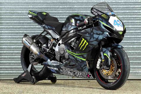 Team Traction Control At The Tt Morebikes