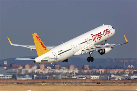 Pegasus Airlines Wchodzi Do Polski Tureckie Tanie Linie Lotnicze B D