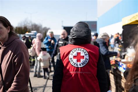 Mitarbeiterin der DRK Flüchtlingshilfe Brandenburg ist selbst geflüchtet