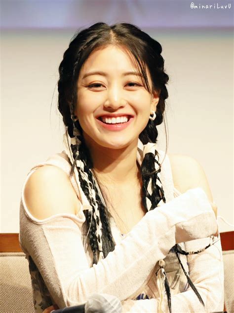 230318 Jihyo Rjihyo