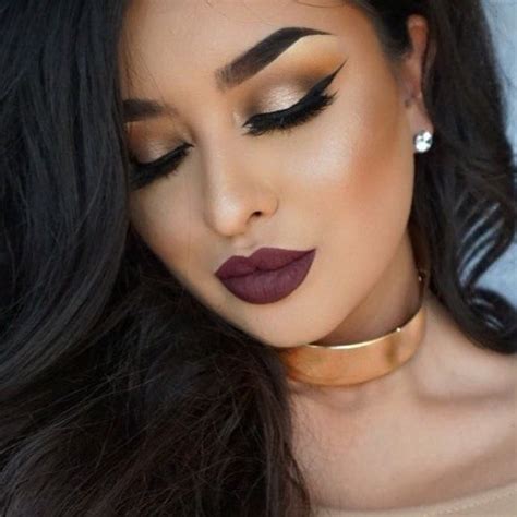 Dramatic Winged Liner Burgundy Bold Lips Gold Broze Smokey Eye