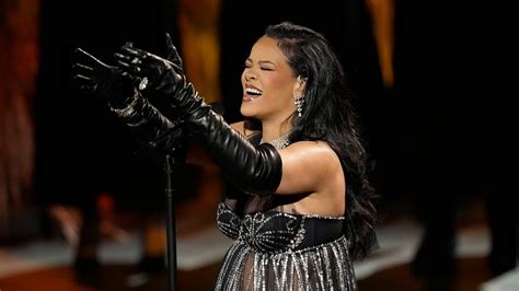 Rihanna Sings Lift Me Up In Touching 2023 Oscars Performance Watch