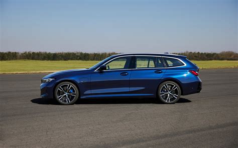 Bmw Series Touring Estate Lci Facelift Blue Hybrid Driving