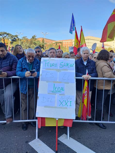 Protestas En Madrid Contra La Amnist A Hoy La Polic A Nacional Incauta