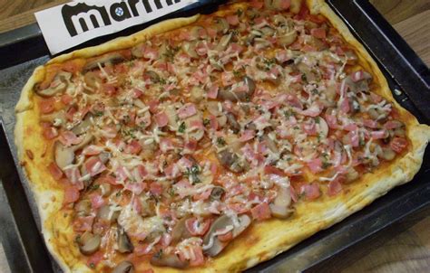 Pizza Reine Tr S Simple Recette De Pizza Reine Tr S Simple Marmiton