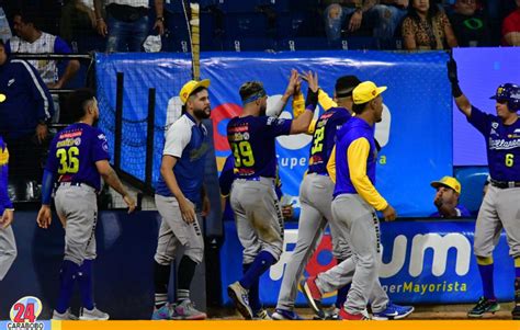 Magallanes brilló al derrotar a Tiburones 12 7 en el Universitario