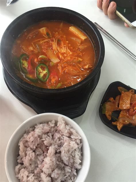 10 Minute Kimchi Jjigae Korean Kimchi Stew Artofit