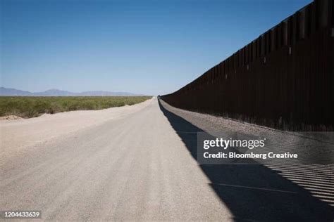 Us Mexico Border Fence Photos and Premium High Res Pictures - Getty Images